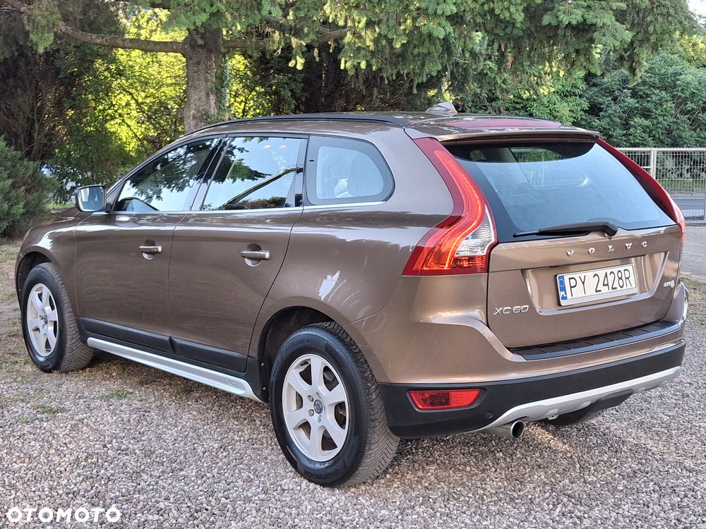 Volvo XC 60 - 4