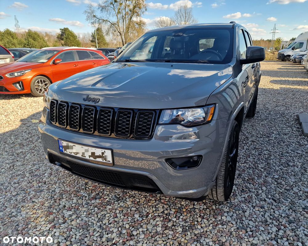 Jeep Grand Cherokee - 3