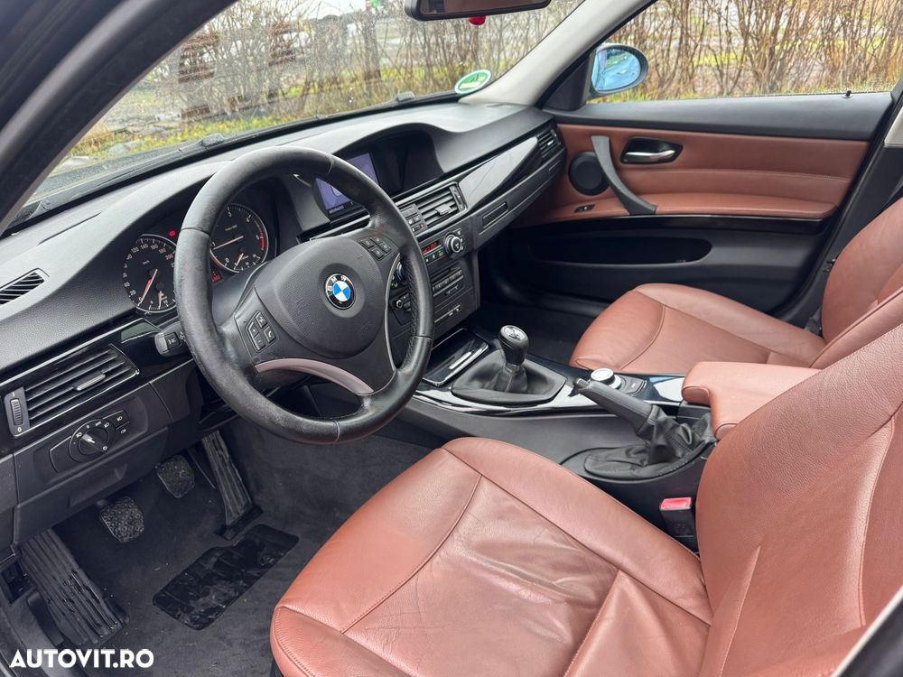 BMW Seria 3 318d DPF Edition Exclusive - 13
