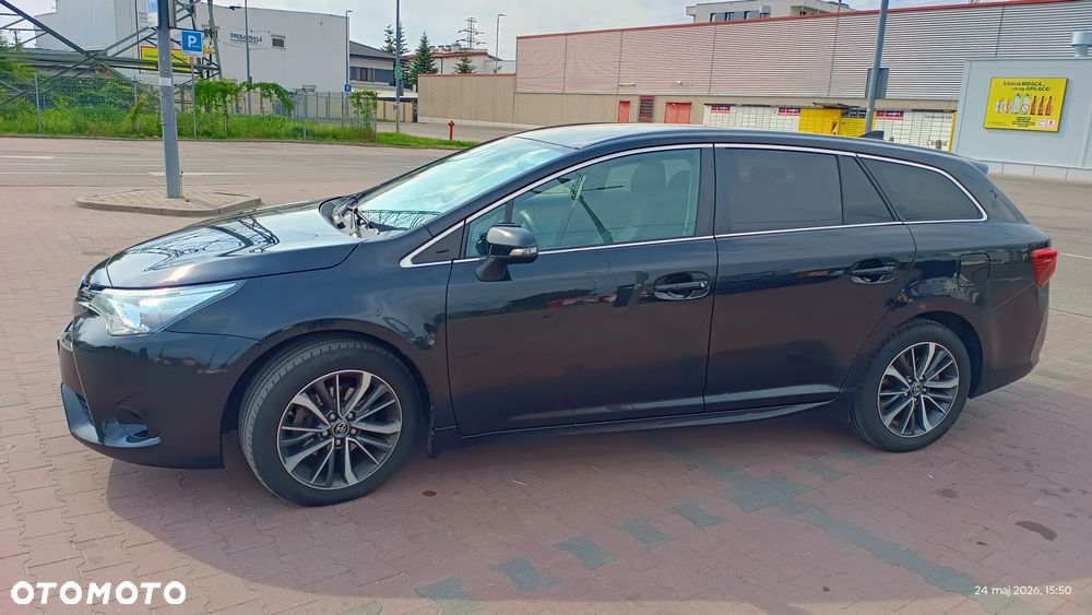 Toyota Avensis 1.8 Active MS - 6