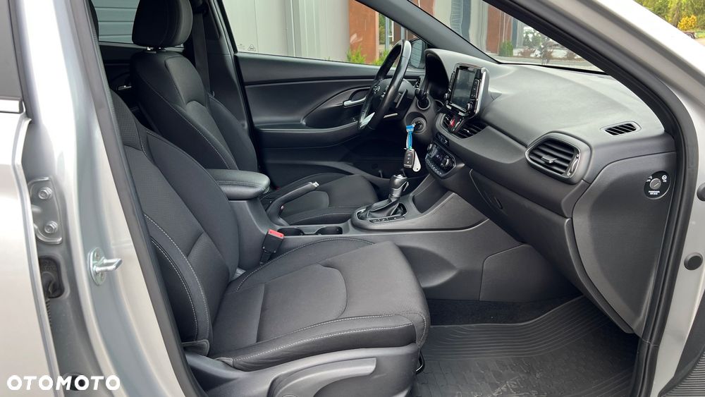 Hyundai i30 1.4 T-GDI Comfort DCT - 14