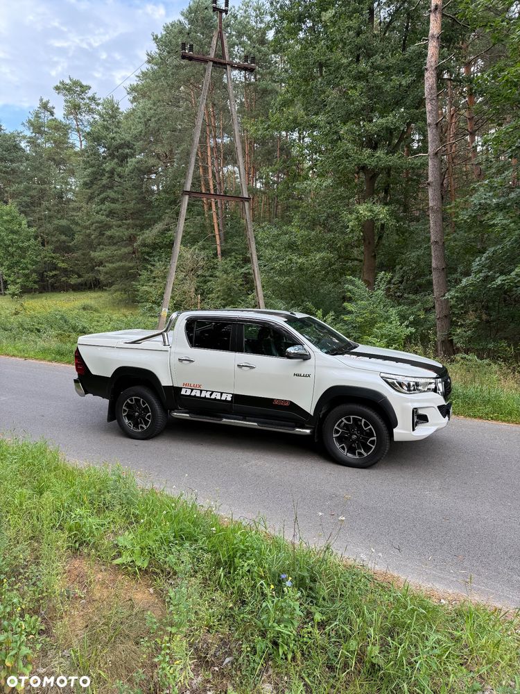 Toyota Hilux 2.4 D-4D Double Cab Dakar 4x4 - 5