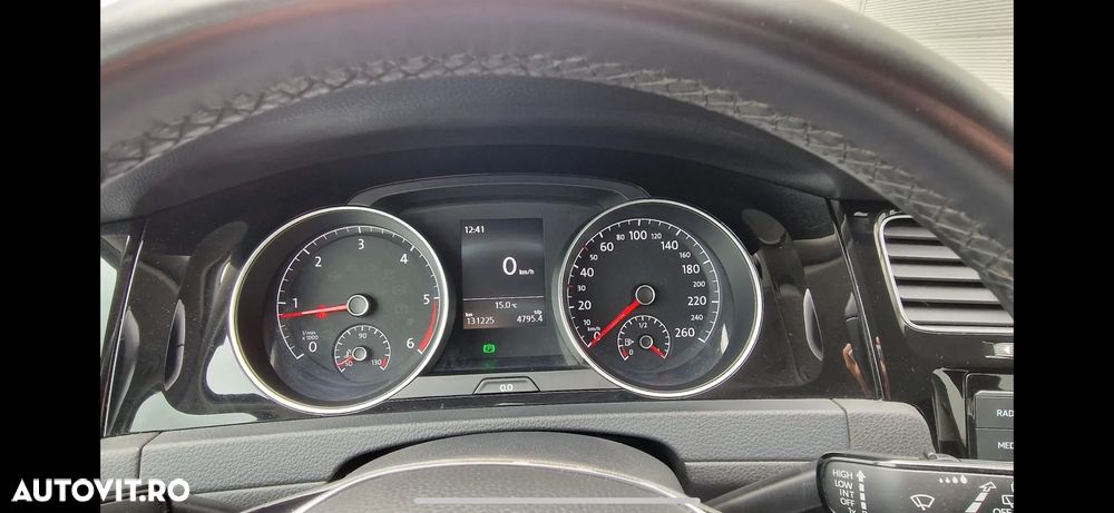 Volkswagen Golf 2.0 TDI 4Motion BMT Comfortline - 26