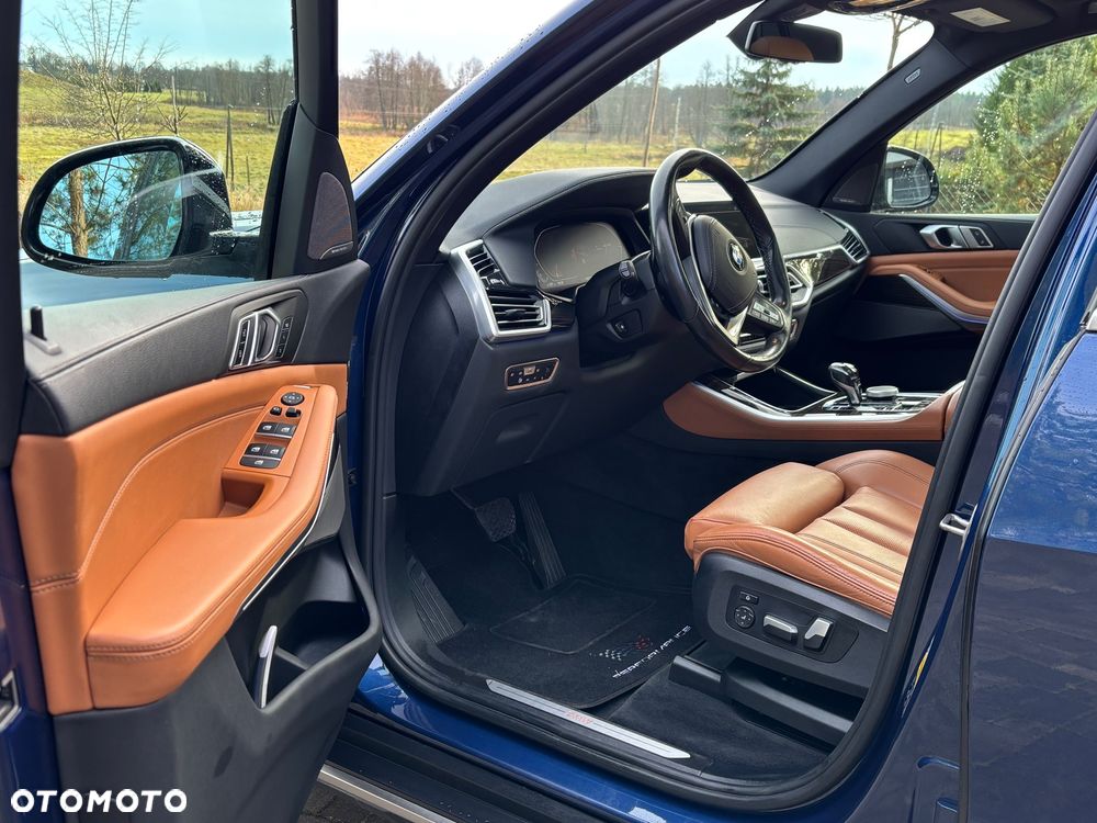 BMW X5 xDrive40i - 8