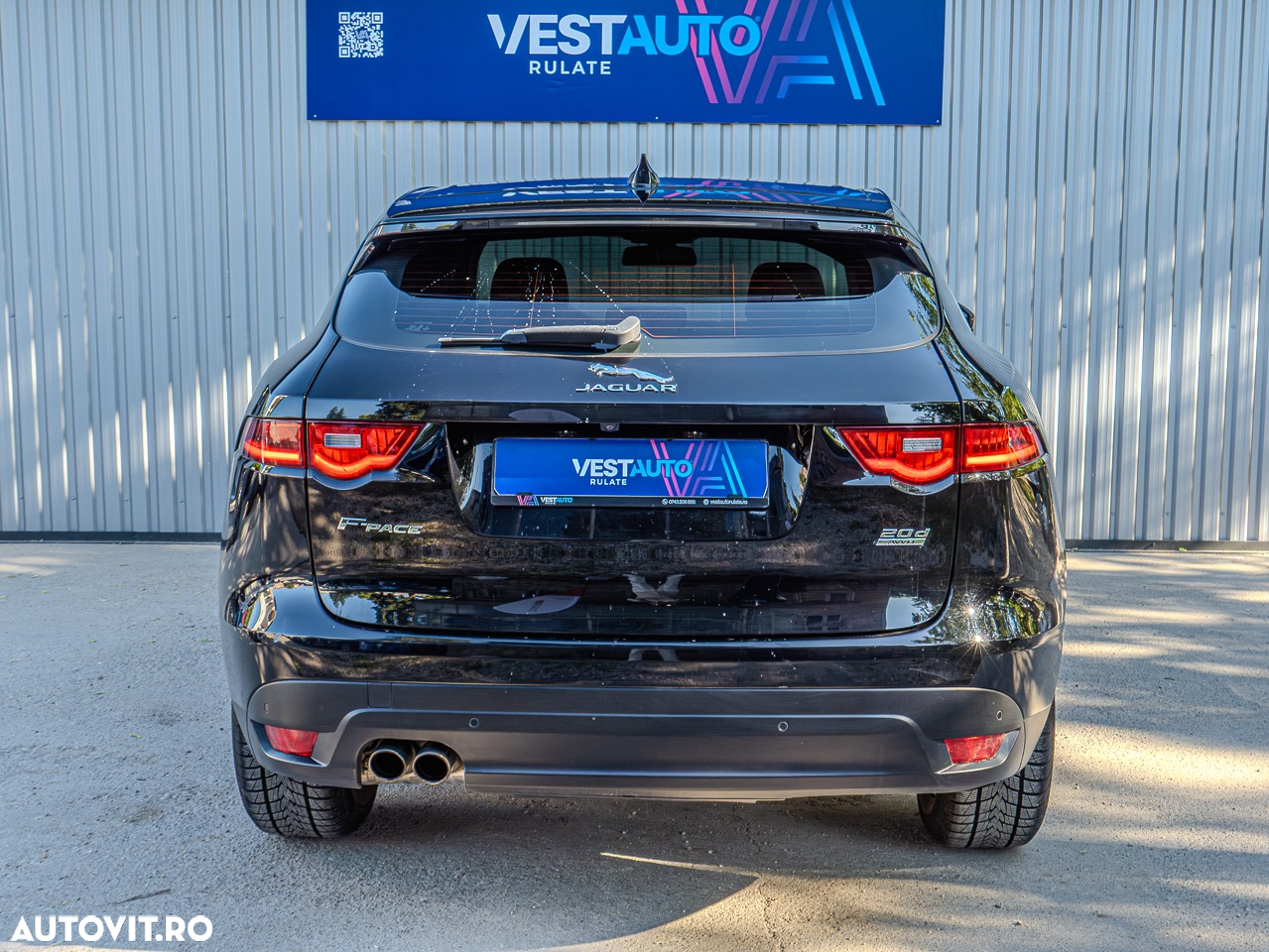 Jaguar F-Pace 20d AWD Aut. Prestige - 24