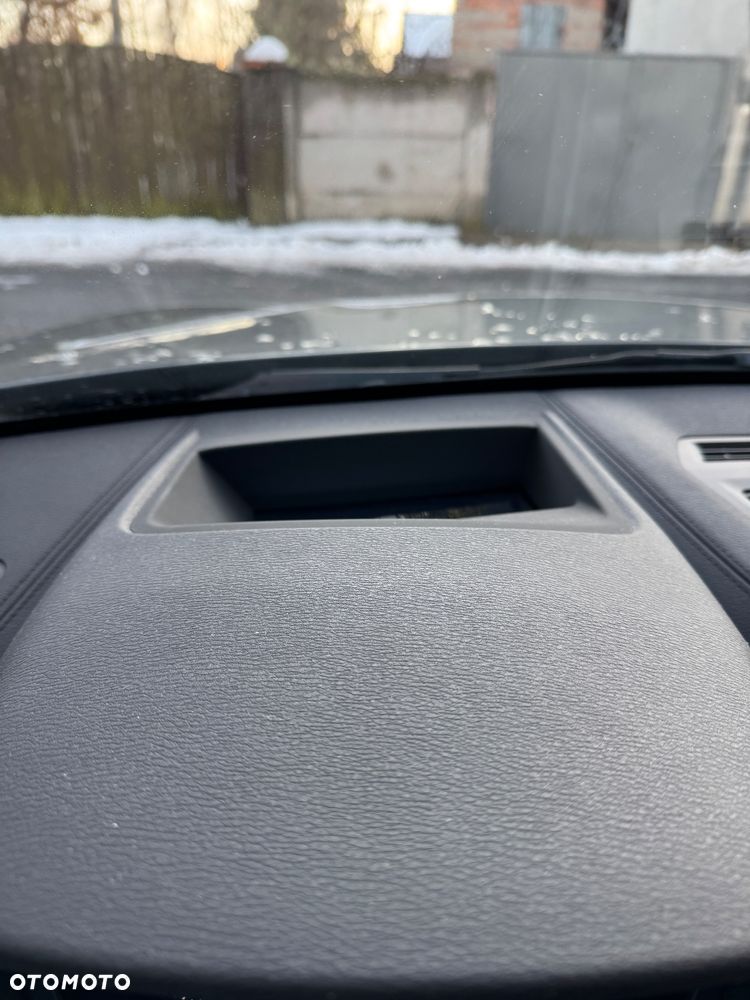 BMW X1 sDrive20d Sport Line - 14