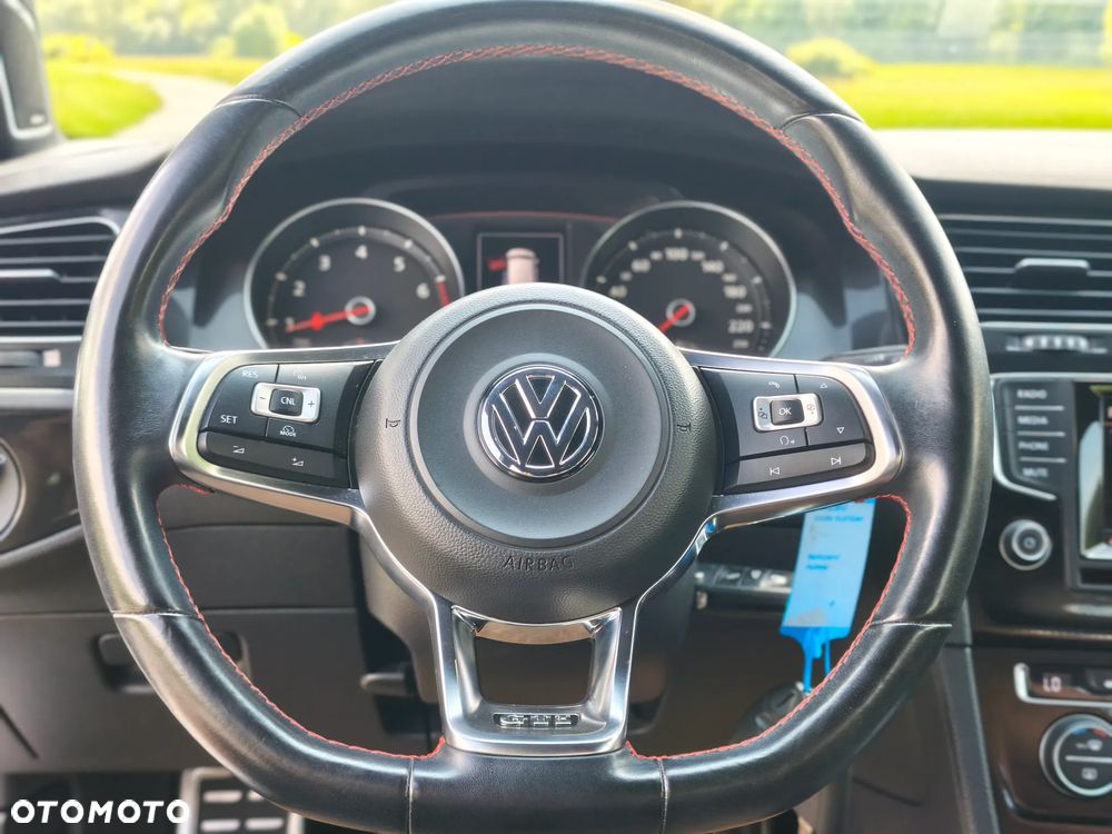 Volkswagen Golf GTI BlueMotion Technology - 23