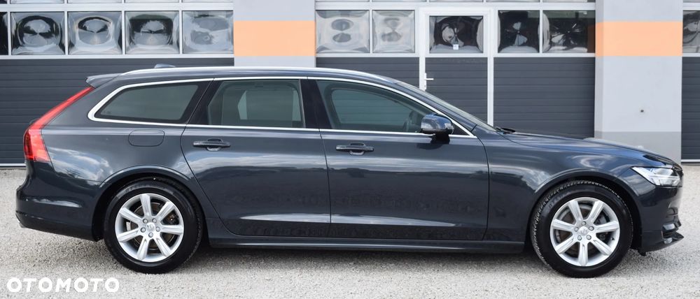 Volvo V90 D3 Momentum Pro - 14