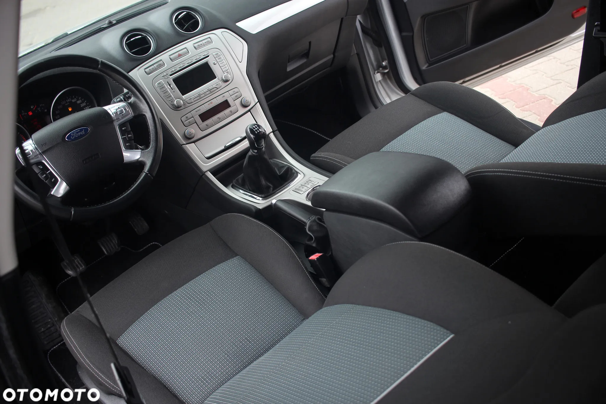 Ford Mondeo 2.0 Champions Edition - 21