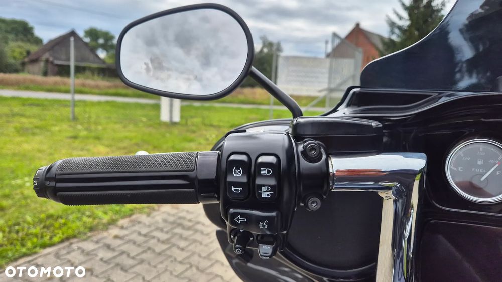 Harley-Davidson Tri Glide - 17