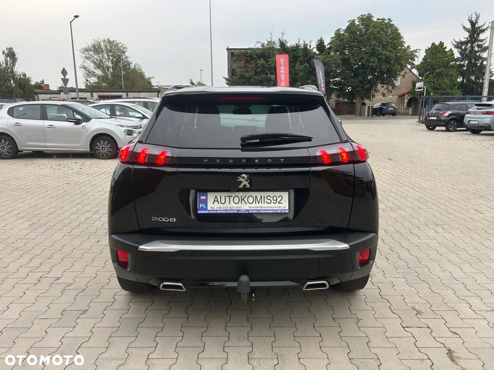 Peugeot 2008 1.2 PureTech Active Pack S&S - 8
