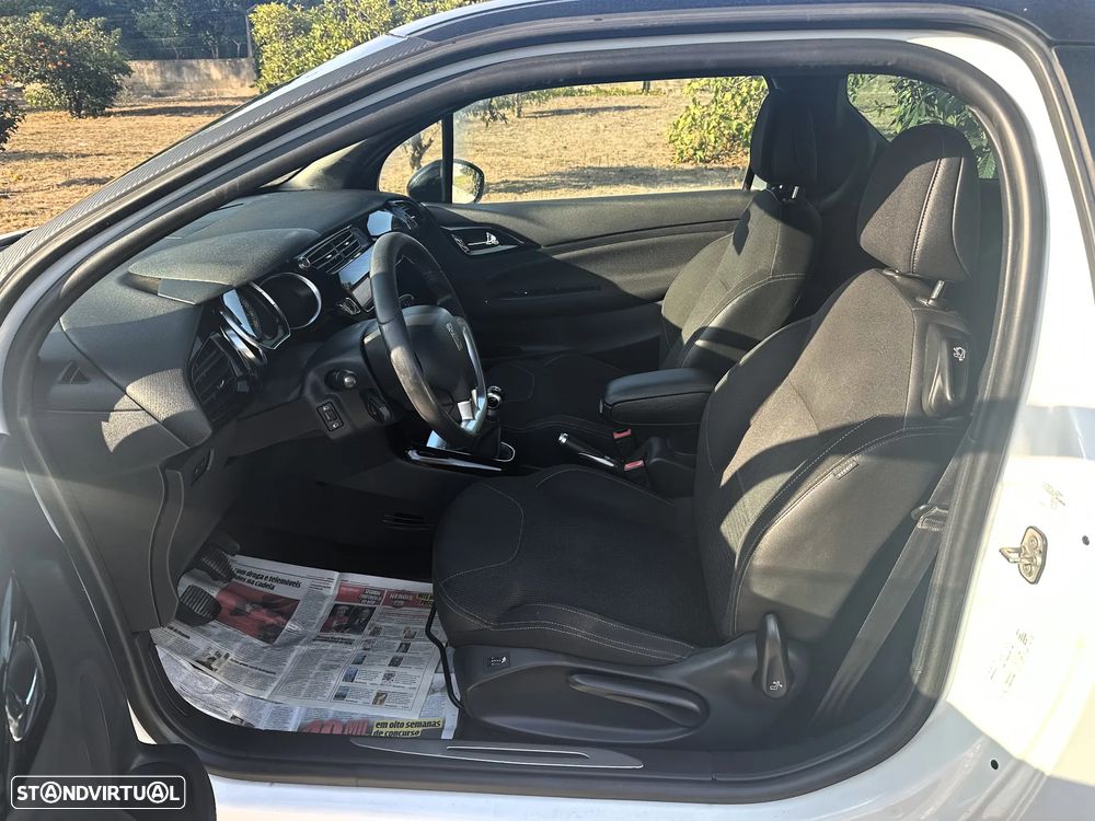 Citroën DS3 1.6 e-HDi So Chic - 15