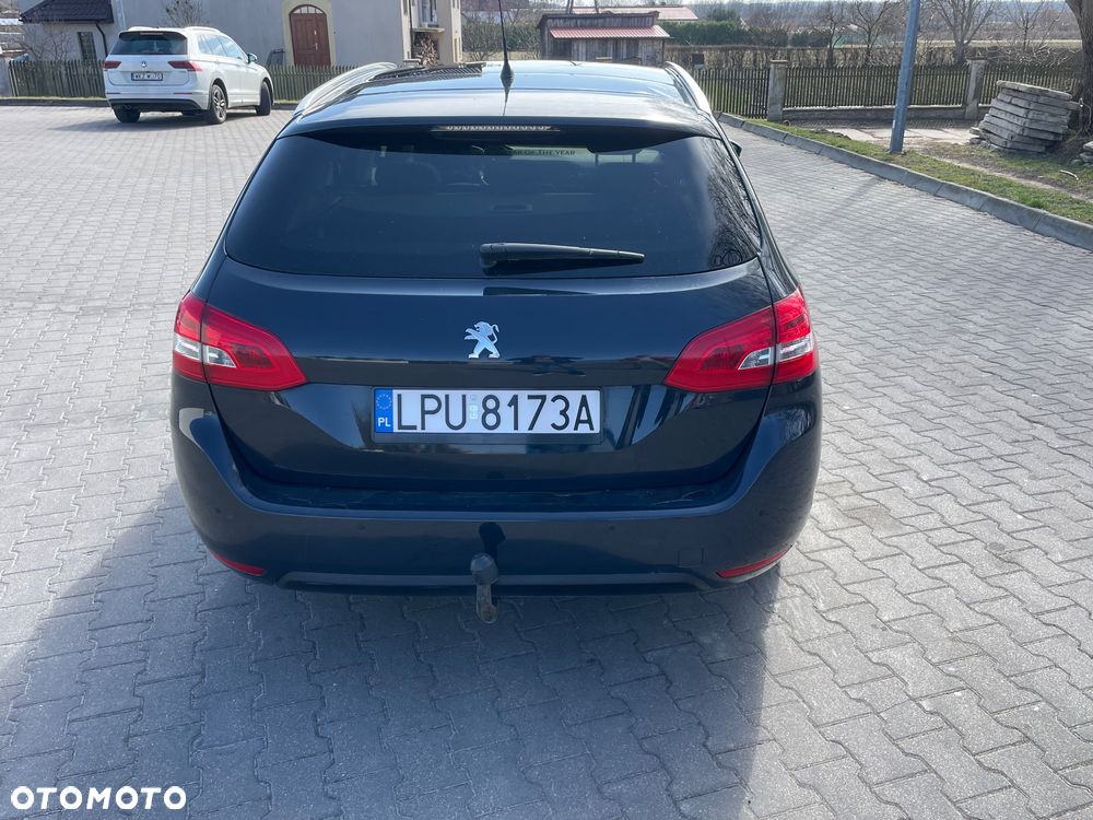 Peugeot 308 - 4