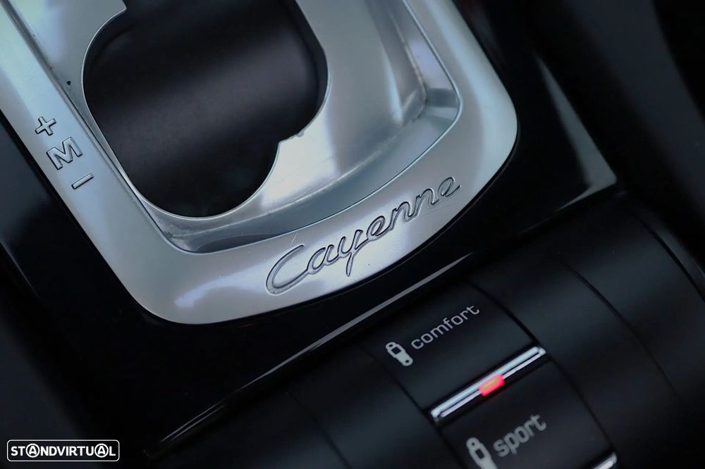 Porsche Cayenne S E-Hybrid - 24