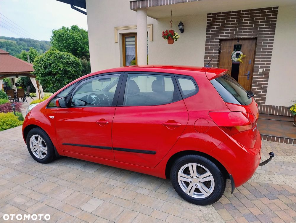 Kia Venga - 3