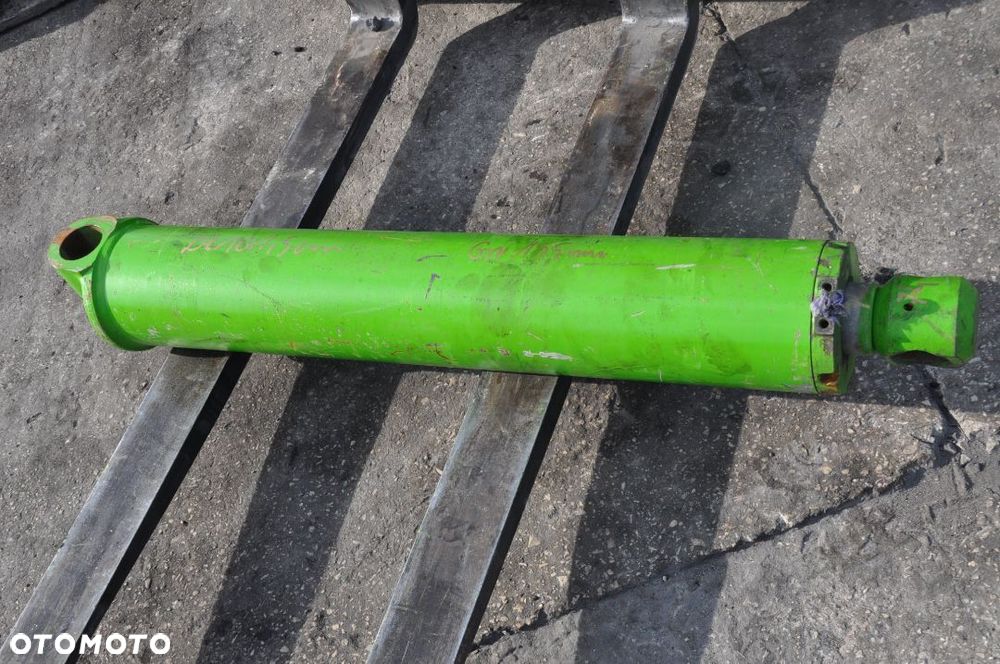 SIŁOWNIK HYDRAULICZNY MERLO DŁ. 101,5 CM - 2