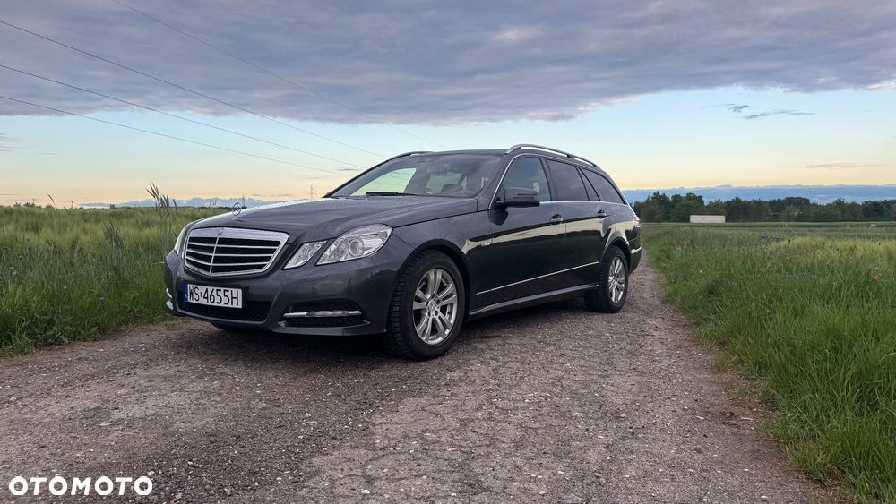 Mercedes-Benz Klasa E 250 CGI BlueEff Avantgarde - 5