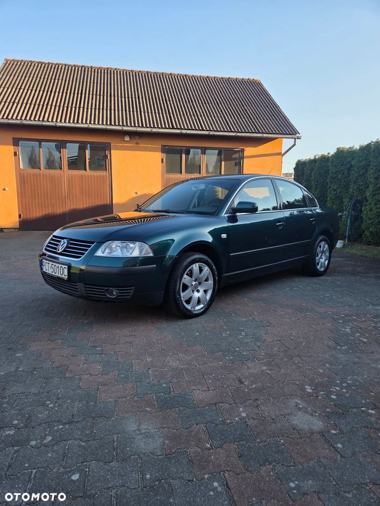 Volkswagen Passat 1.9 TDI Comfortline Family - 2