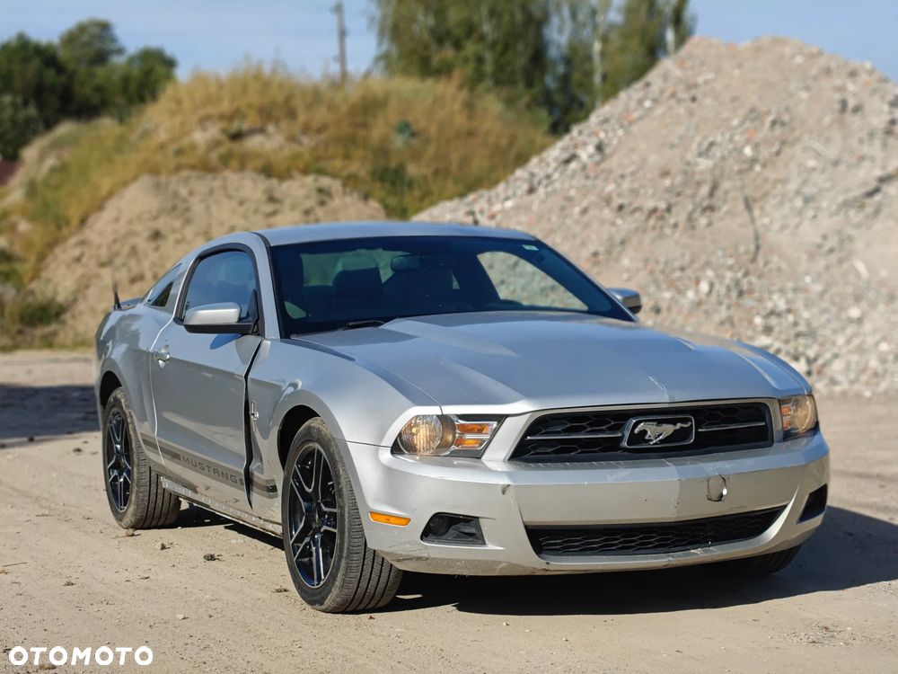 Ford Mustang 2012 photo 3