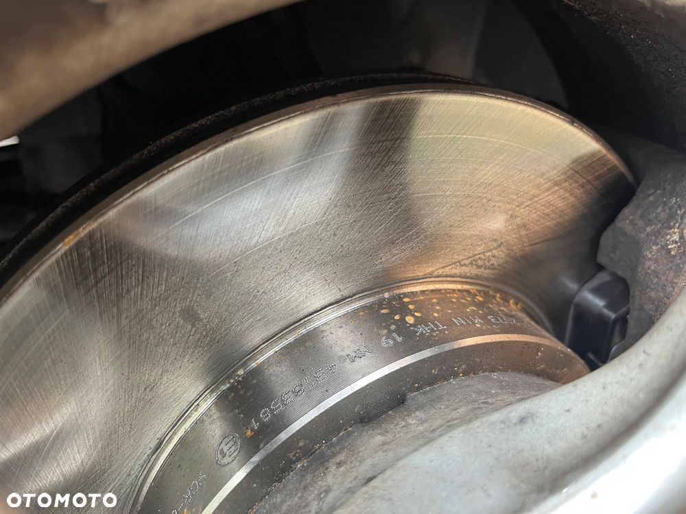 Honda Civic 1.4i S - 33