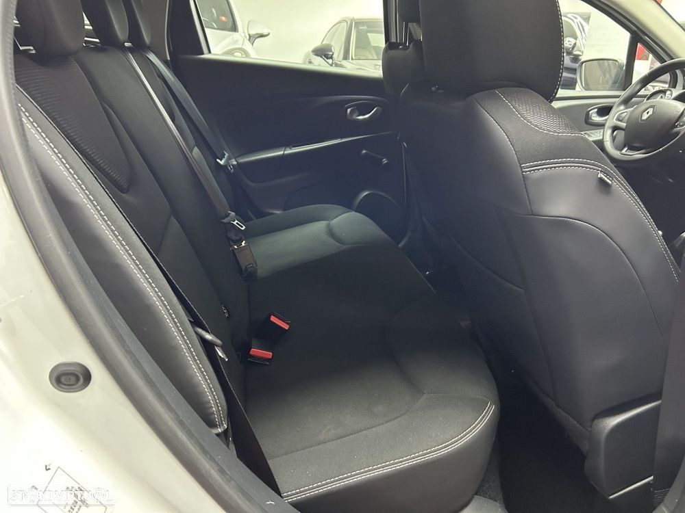 Renault Clio Sport Tourer 0.9 TCe Zen - 14