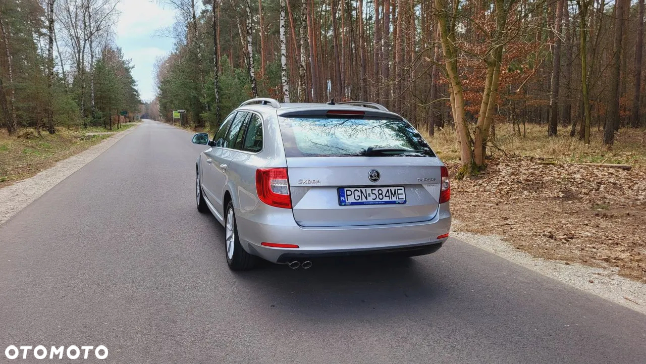 Skoda Superb 2.0 TDI Platinum - 9