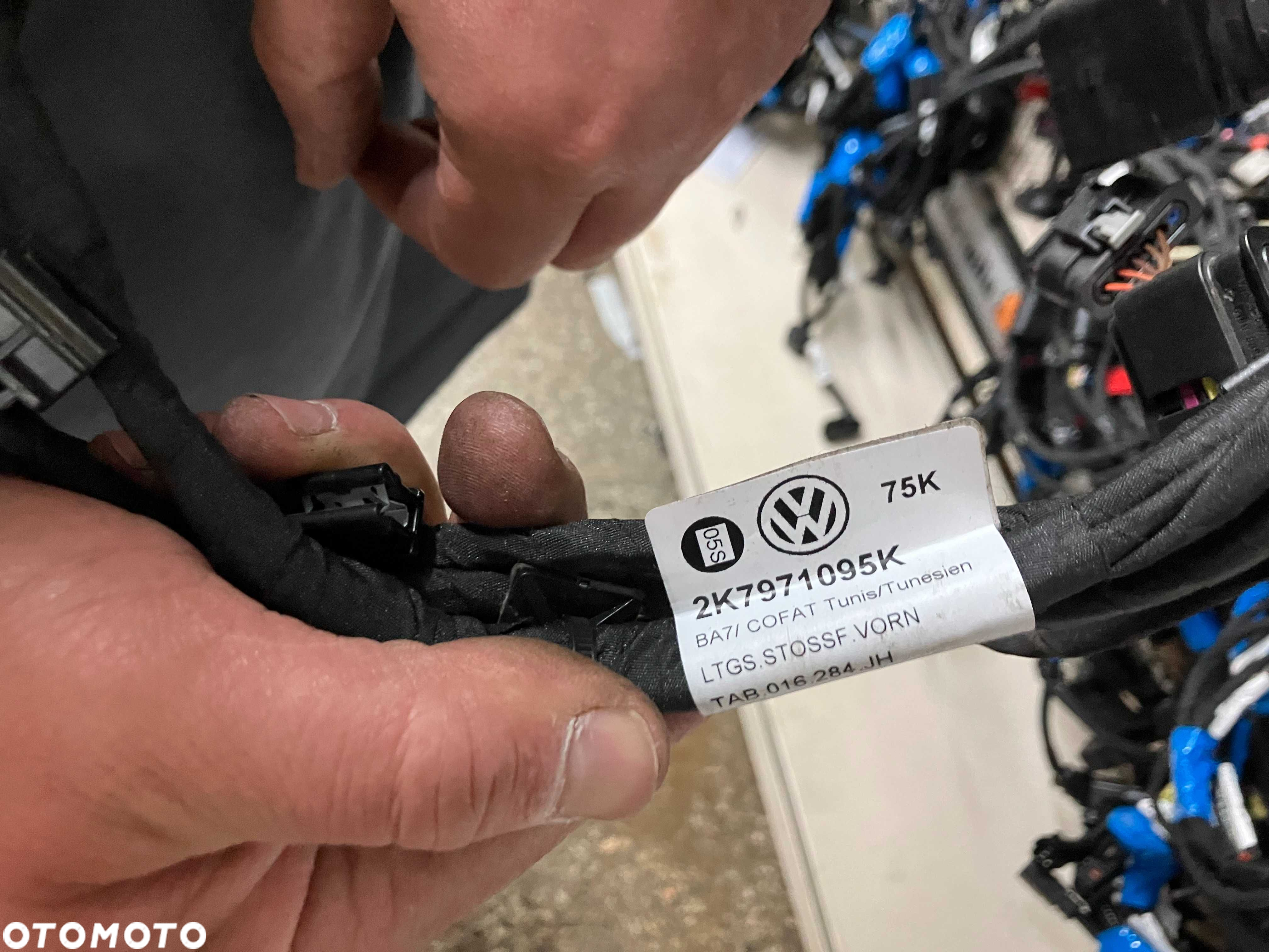 Instalacja zderzaka pasa przedniego Vw Caddy 2k7 2k8 V-gen od 2020 rok - 4