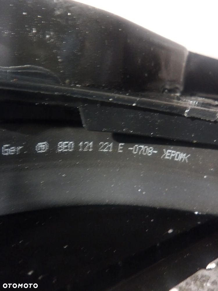SEAT EXEO KOMBI 08-13 2.0TDI PAS PRZEDNI CHŁODNICE 8E0260401T 8E0121251A - 8