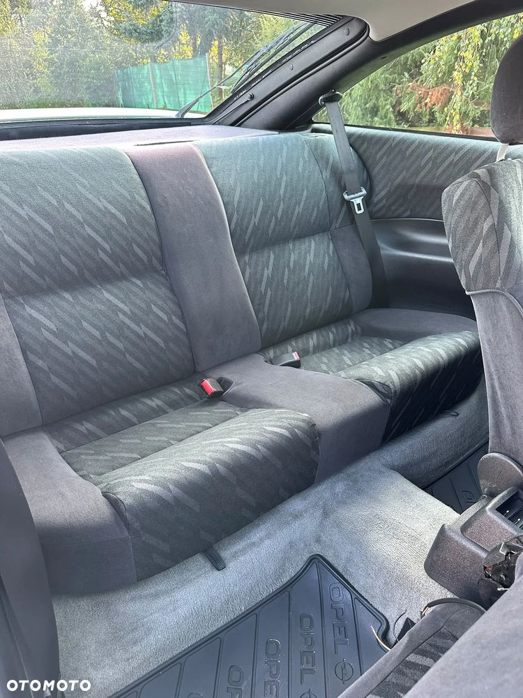 Opel Calibra - 6