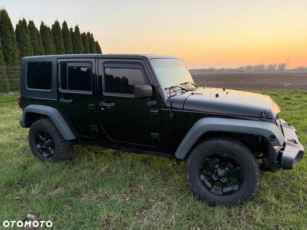 Jeep Wrangler - 12