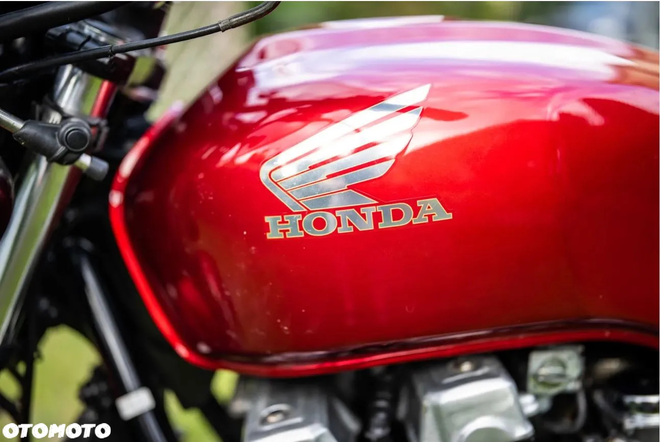Honda CB - 11