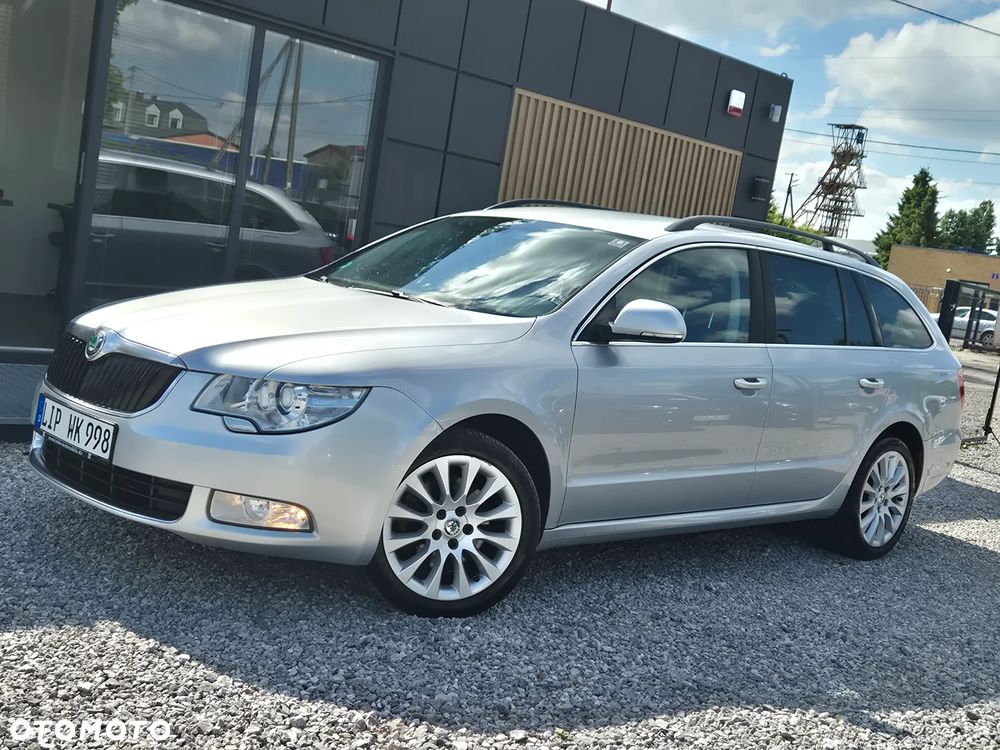 Skoda Superb 2.0 TDI DSG Exclusive - 4