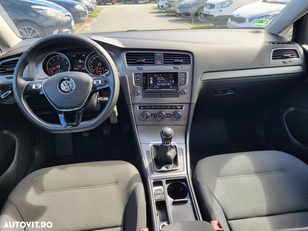 Volkswagen Golf - 7