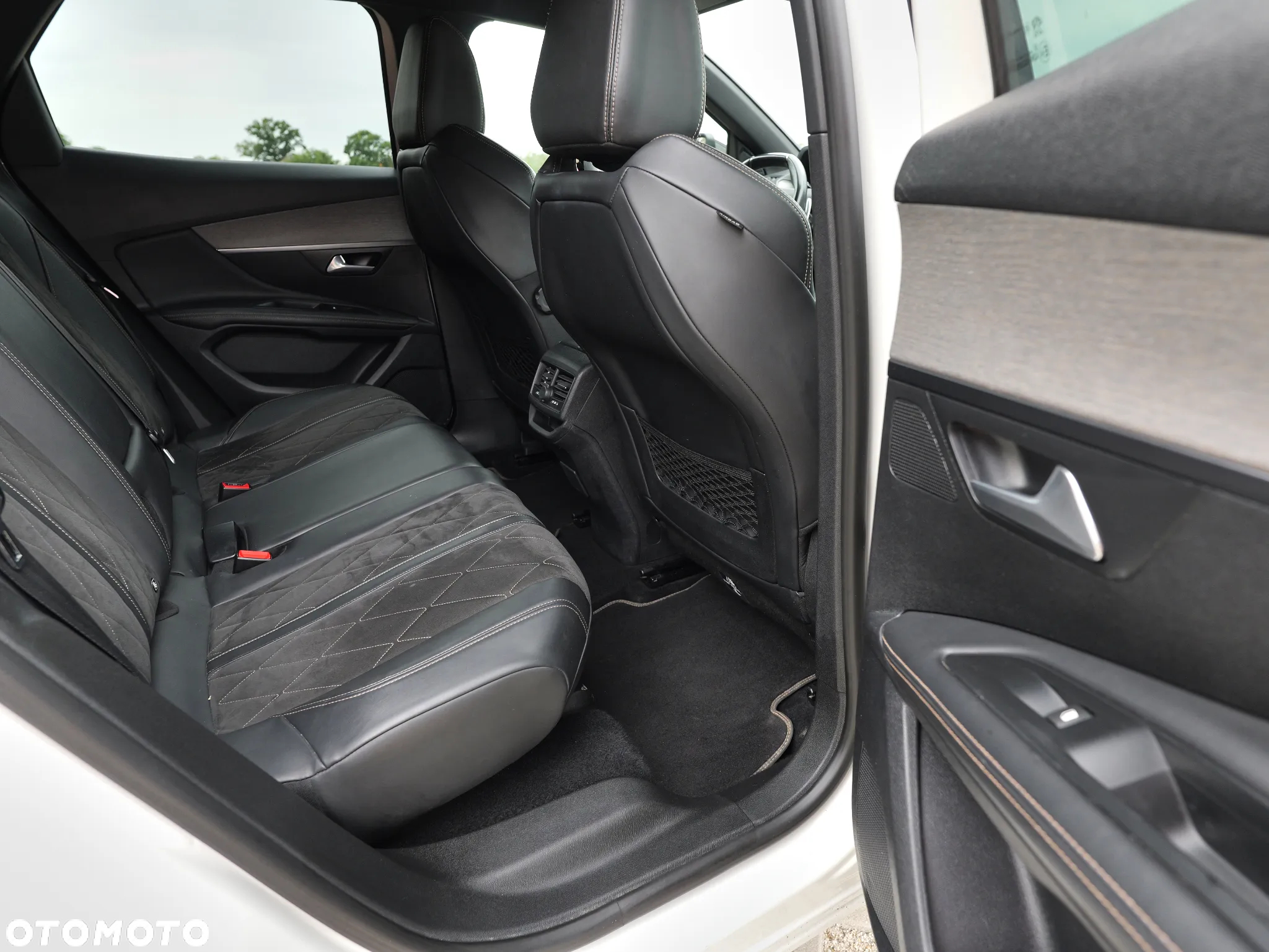 Peugeot 3008 BlueHDi 180 Stop & Start EAT6 GT - 31