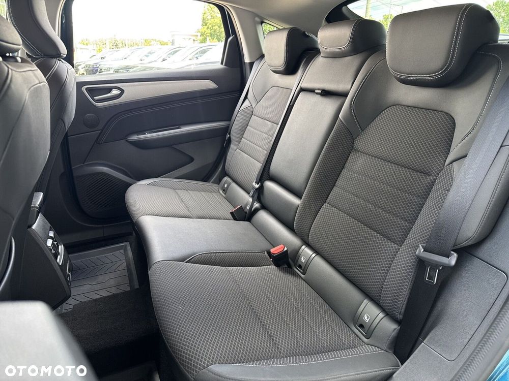 Renault Arkana 1.6 E-TECH Intens MMT - 13