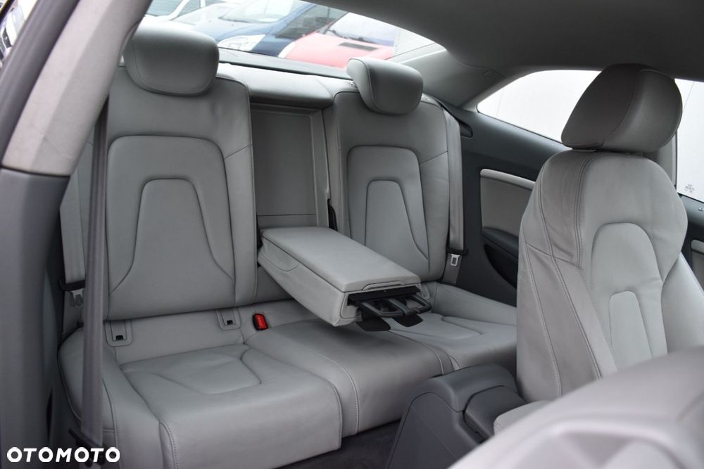 Audi A5 Coupé 3.0 TDI DPF quattro S tronic - 10