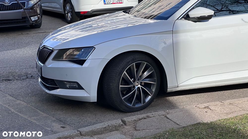 Skoda Superb 2.0 TDI 4x4 L&K DSG - 39