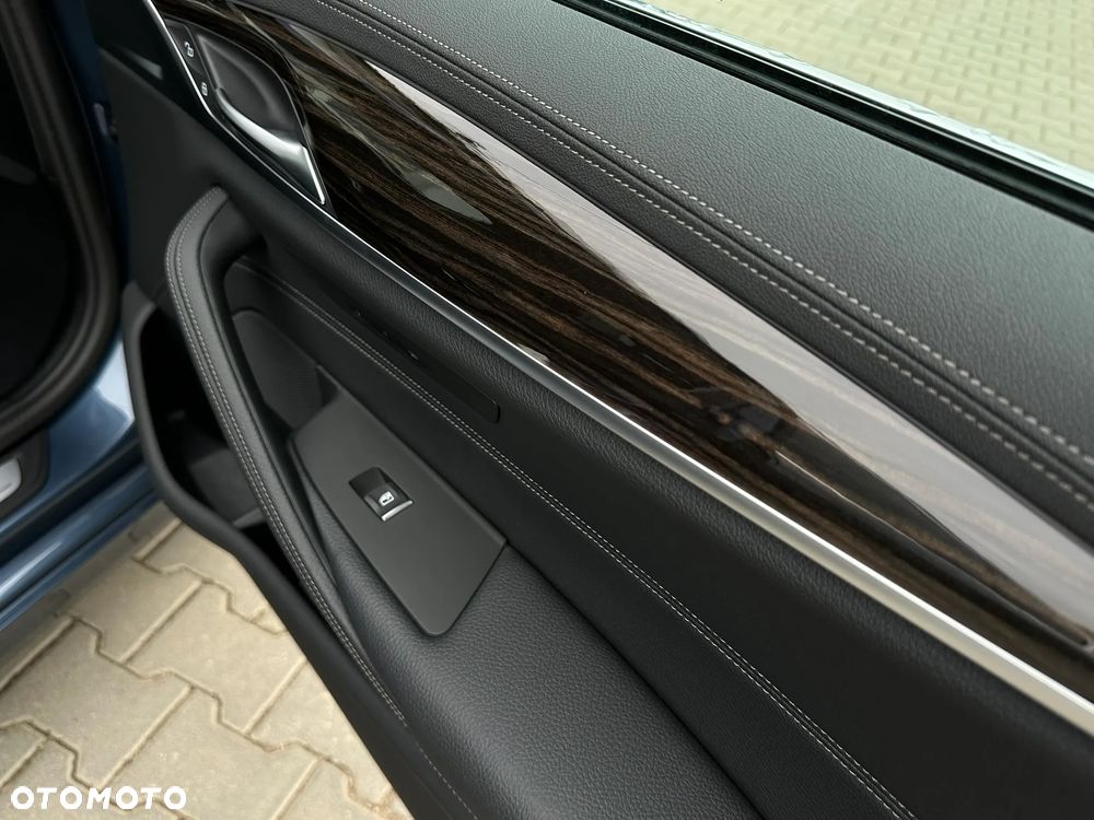 BMW Seria 5 530d xDrive mHEV Luxury Line - 20