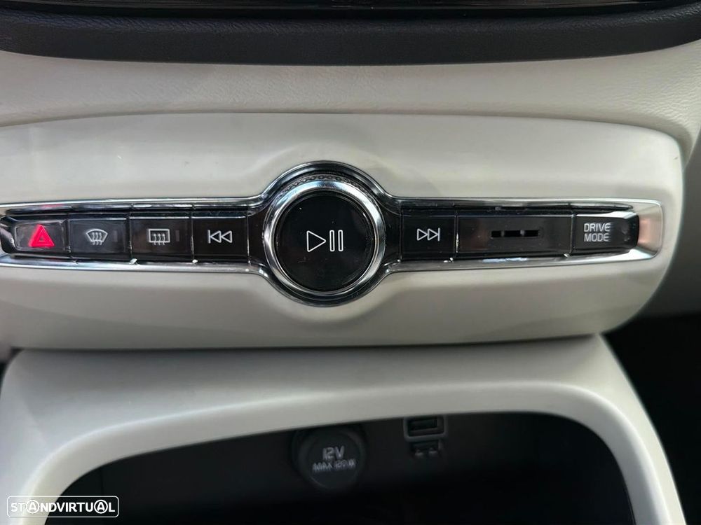 Volvo XC 40 2.0 D3 Inscription Geartronic - 12