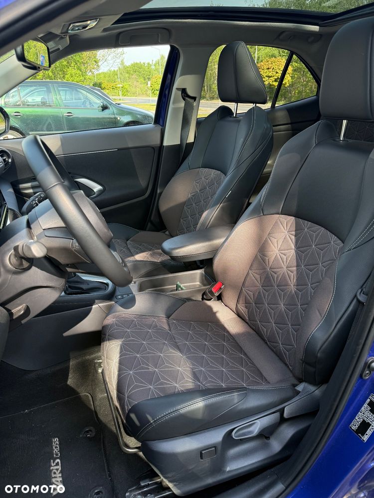 Toyota Yaris - 7