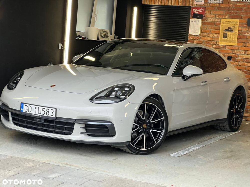 Porsche Panamera 4 Edition 10 Jahre - 1