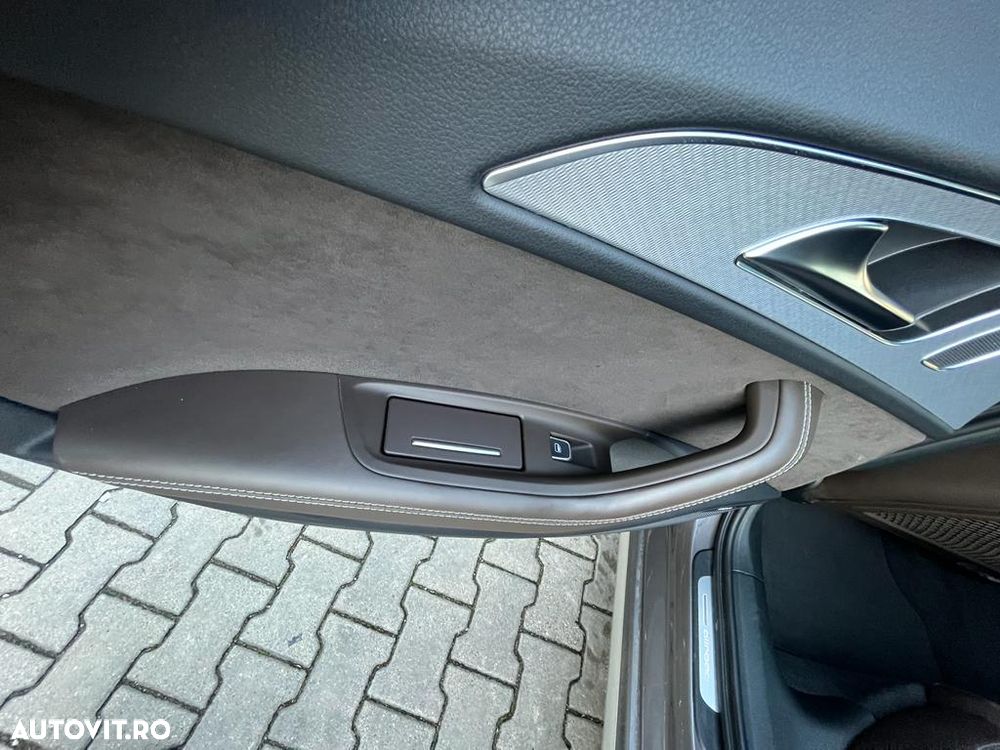 Audi A6 Allroad - 12