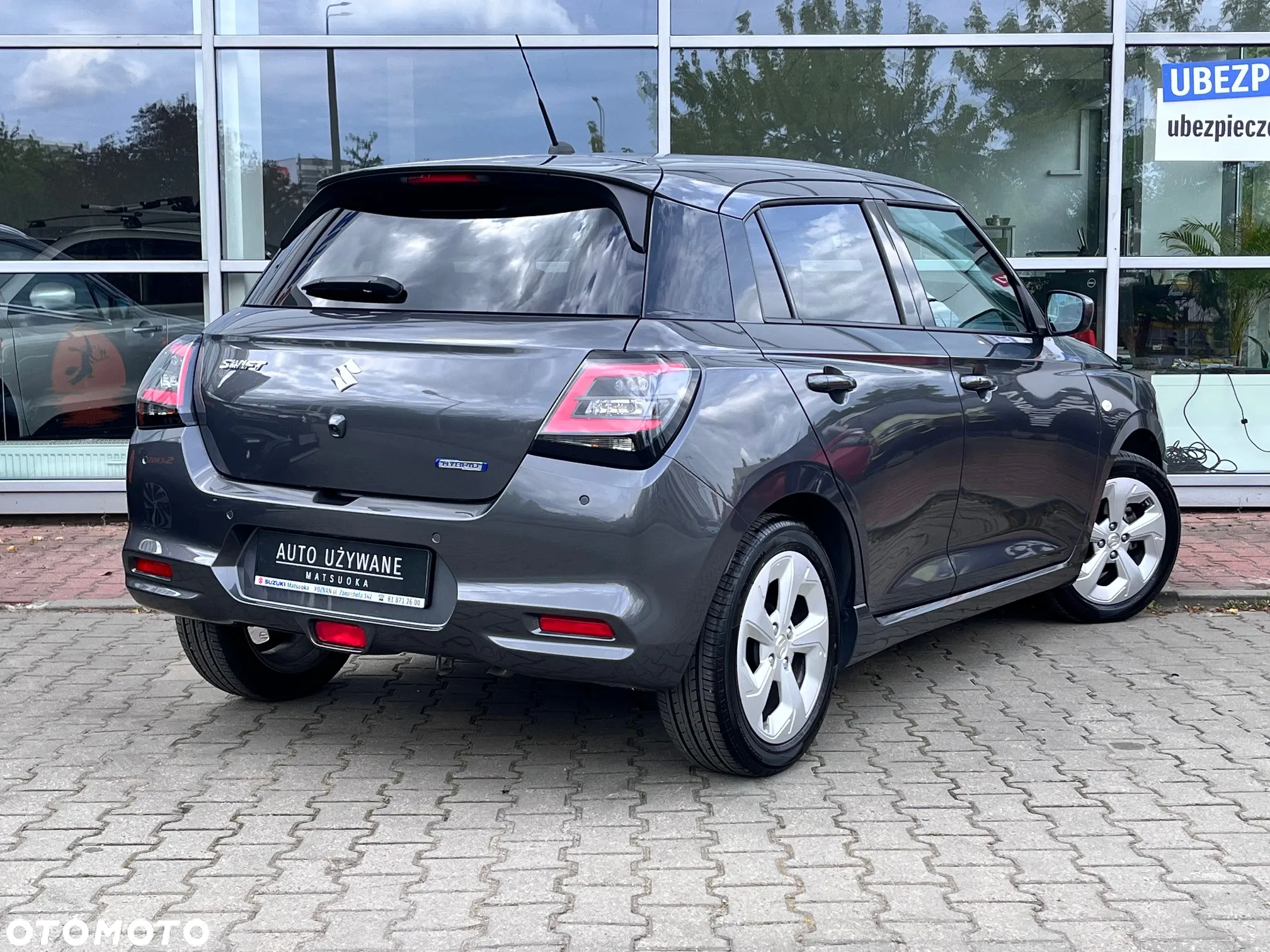 Suzuki Swift 1.2 Dualjet SHVS Premium Plus - 4