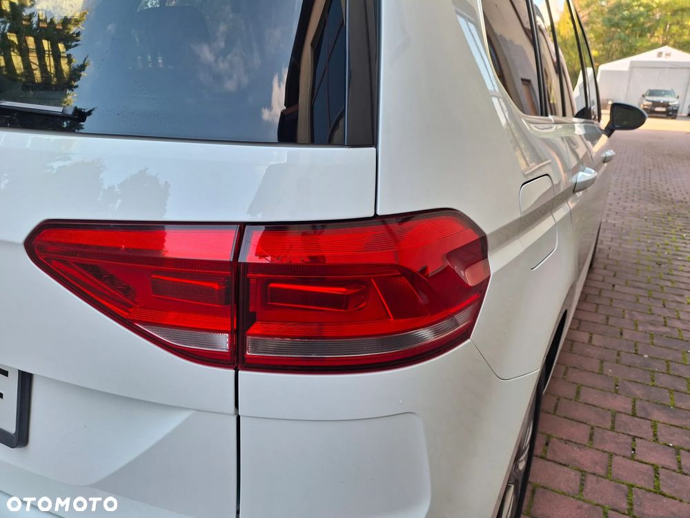 Volkswagen Touran 2.0 TDI BMT Highline DSG - 13