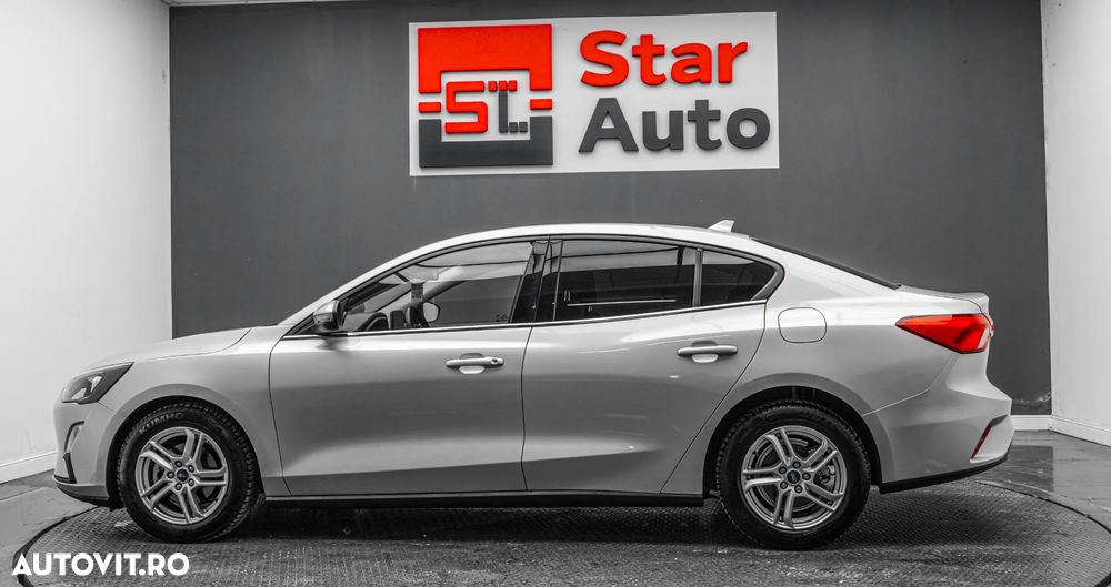 Ford Focus 1.0 EcoBoost Titanium - 10