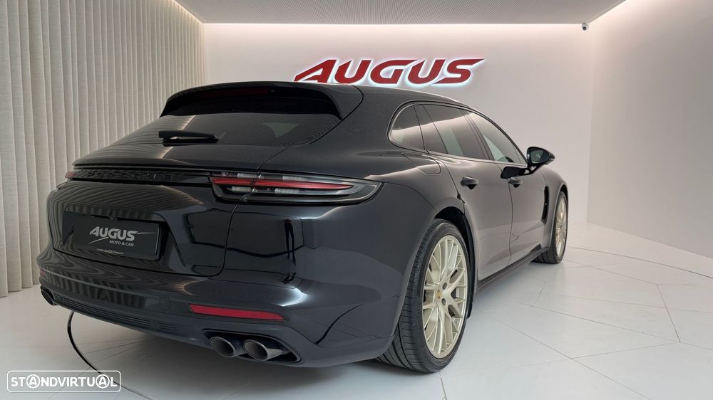 Porsche Panamera Sport Turismo 4 E-Hybrid 10 Years Edition - 3