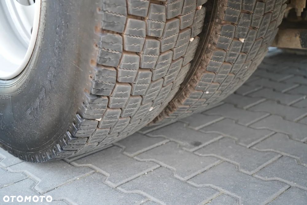 Iveco STRALIS 360 / 6X2 /  LAWETA / PLATFORMA 9,3 M / NAJAZDY HYDRAULICZNE / WYCIĄGARKA / OŚ PODONOSZONA  / EURO 6 - 19