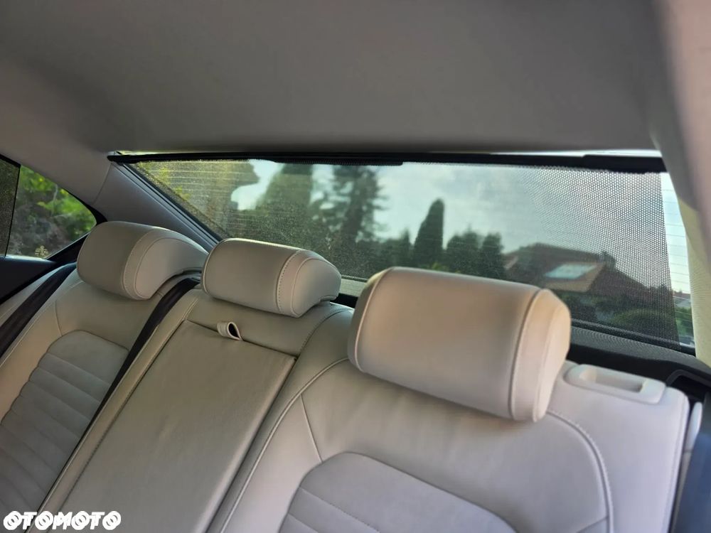 Volkswagen Passat 2.0 TSI 4Mot Elegance DSG - 34