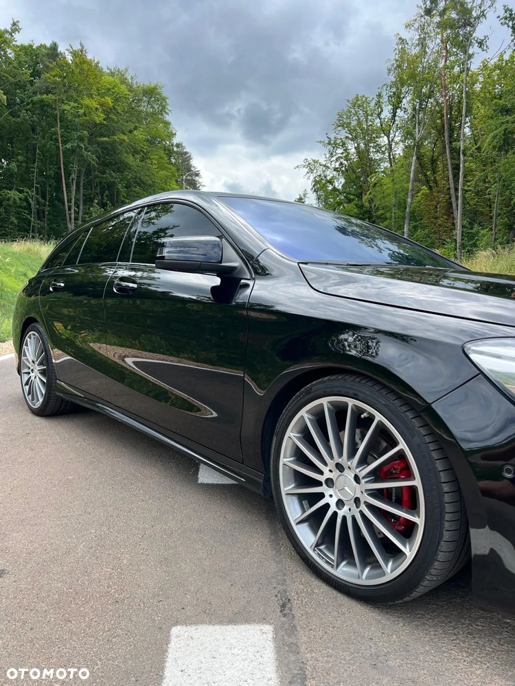 Mercedes-Benz CLA 250 4Matic 7G-DCT Sport - 12