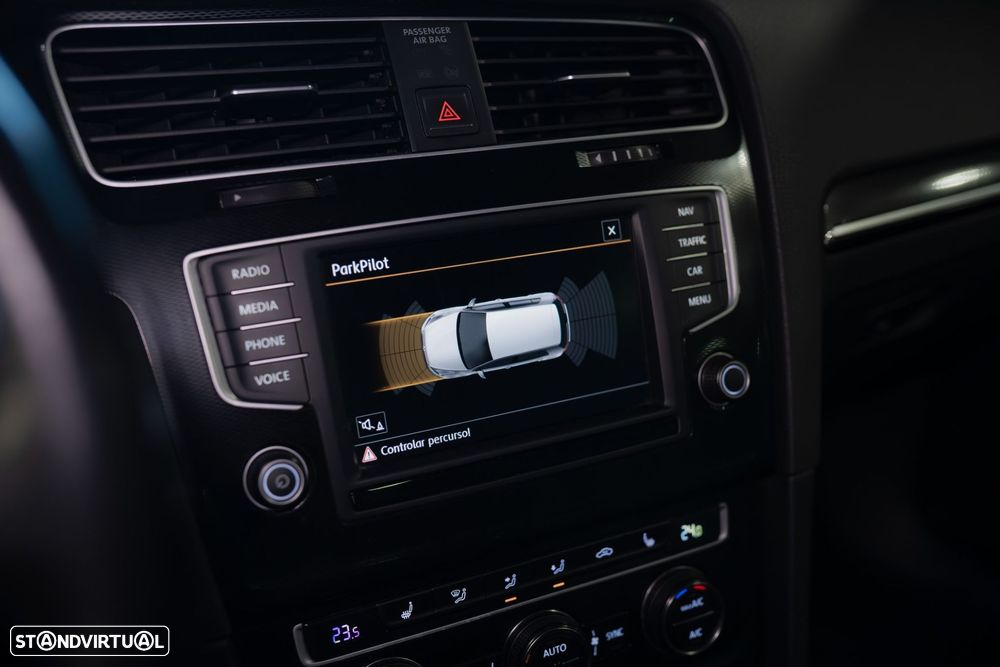 VW Golf GTD BlueMotion - 37